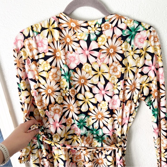 Banana Republi Dress Women's MP Medium Petite Floral Wrap Jersey Knit Career - Picture 6 of 7